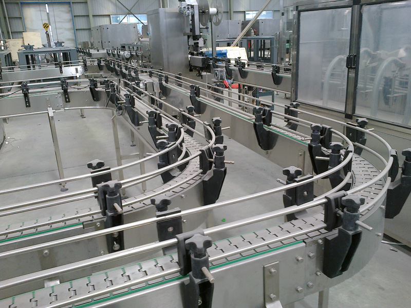 �Ϻ��������朰�ݔ�͙C(j��)�S�ҽ���ԓ�O(sh��)���ڹ��b��ˮ���đ�(y��ng)��